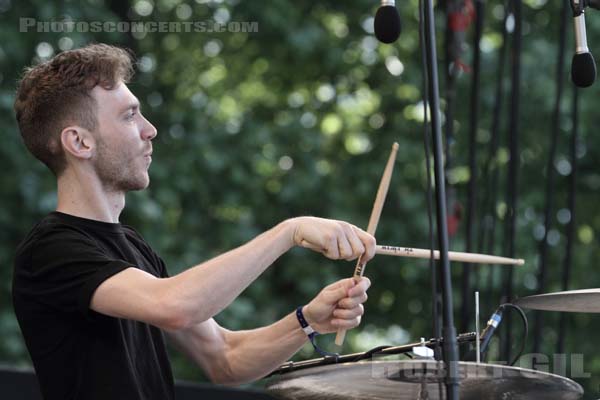 OUGHT - 2015-05-24 - PARIS - Parc de la Villette - 